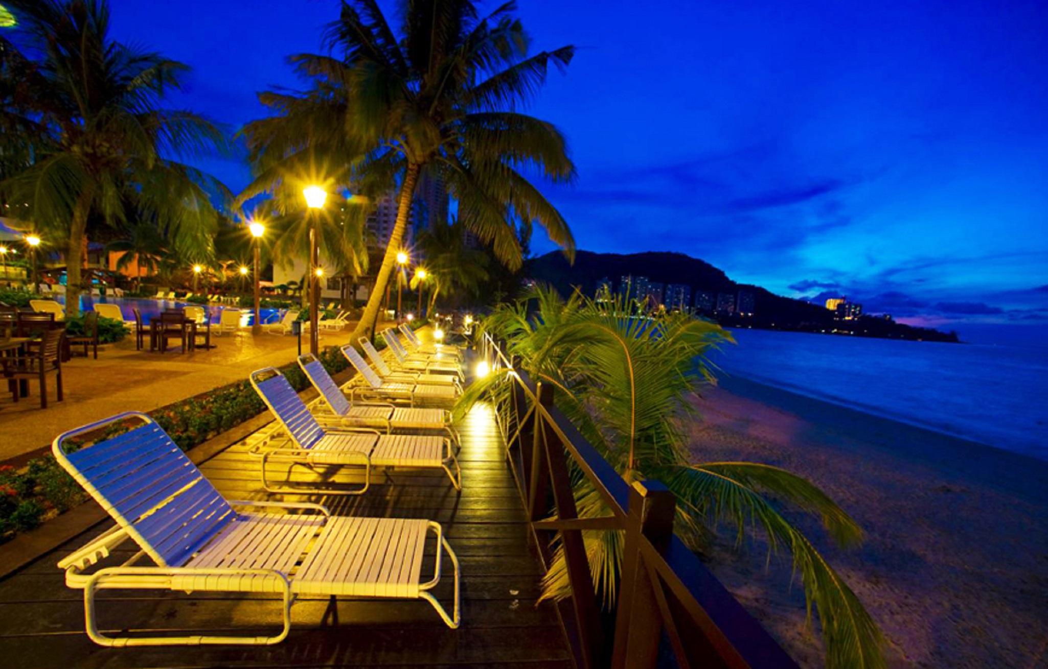 Flamingo Hotel By The Beach, Penang Tanjung Bungah  Exterior foto