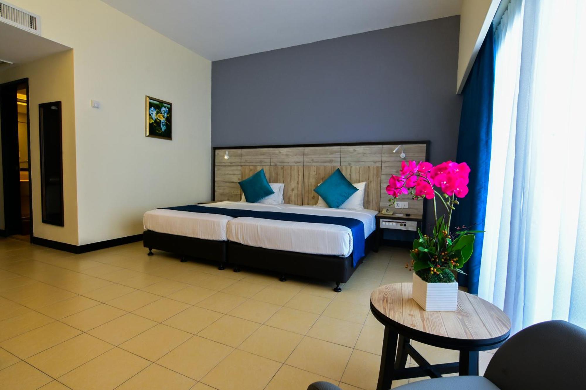 Flamingo Hotel By The Beach, Penang Tanjung Bungah  Exterior foto